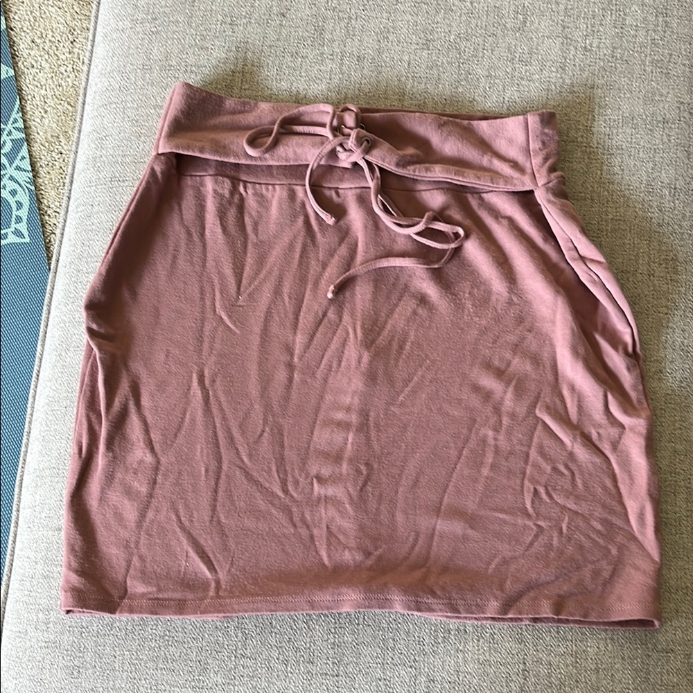 Charolette Russe Women's Pink Skirt size XL.